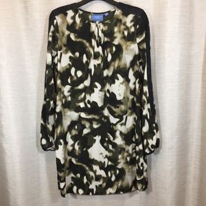 Simply Vera Vera Wang green camo dress sz M